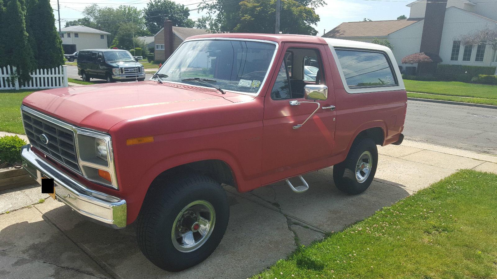 1985 Ford Bronco Custom 4WD Barn Find for sale