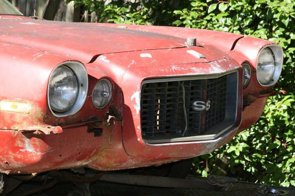 1970 1/2 Split Bumper Chevy Camaro SS 350 4 Speed Project barn find 12 bolt