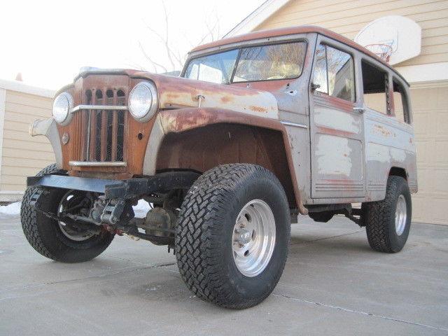 1956 Willy’s Jeep Wagon 4×4 Truck Barn Find