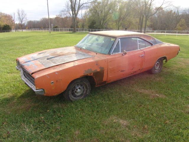 1968 Dodge Charger numbers match barn find