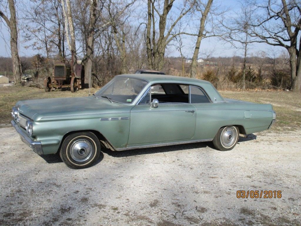 1963 Buick Skylark V8 barn find