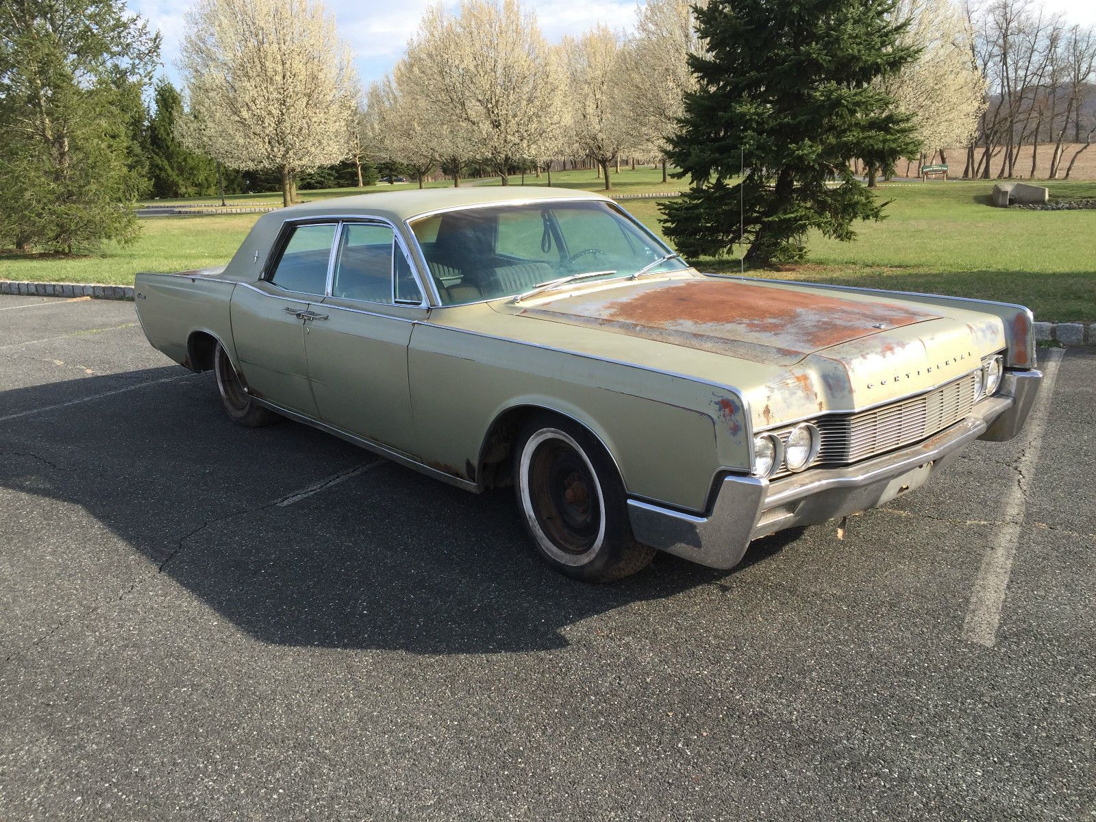 1967 Lincoln Continental barn find for sale