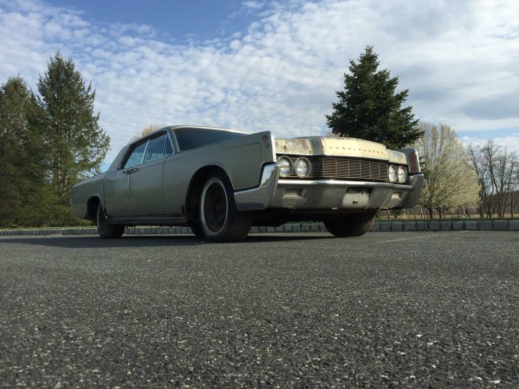 1967 Lincoln Continental barn find