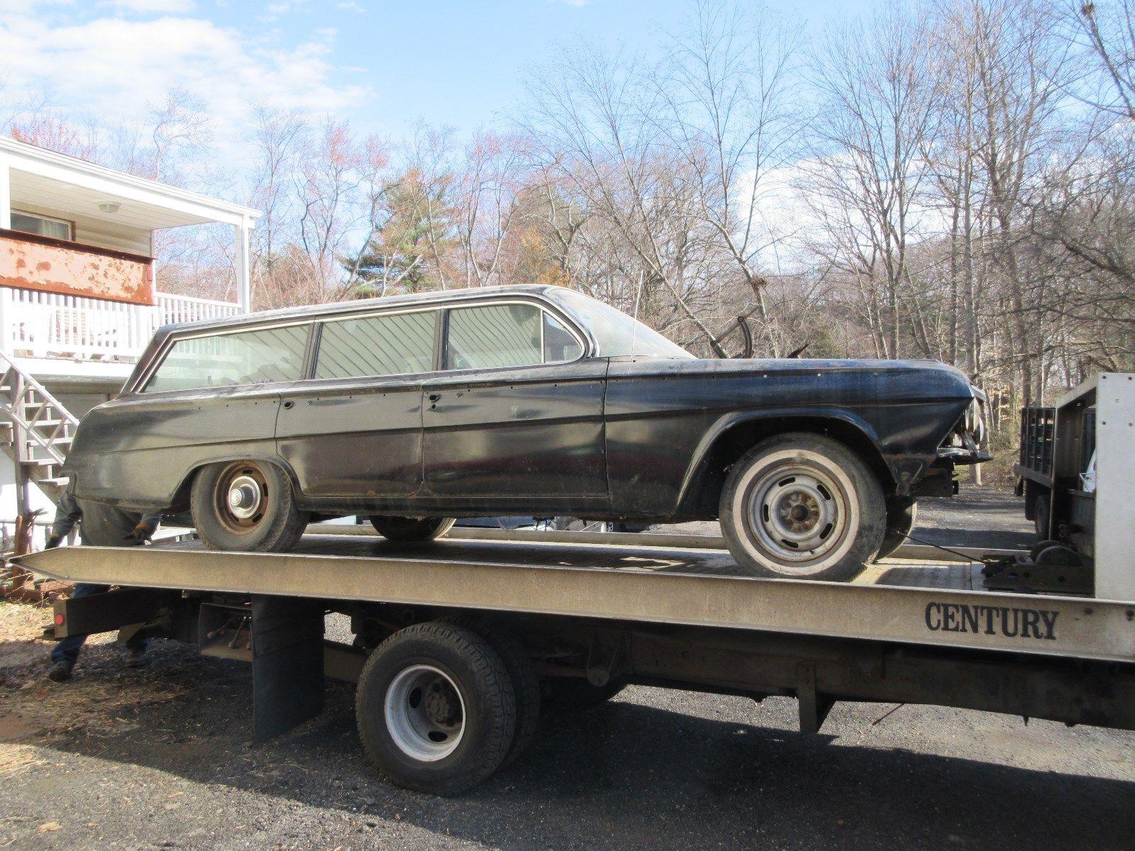 1962 Chevrolet Impala Wagon barn find project for sale