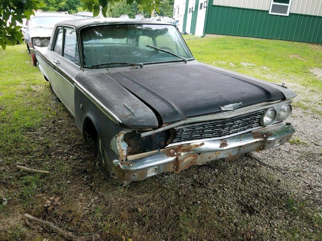 1963 Ford Fairlane 500 Project Barn find