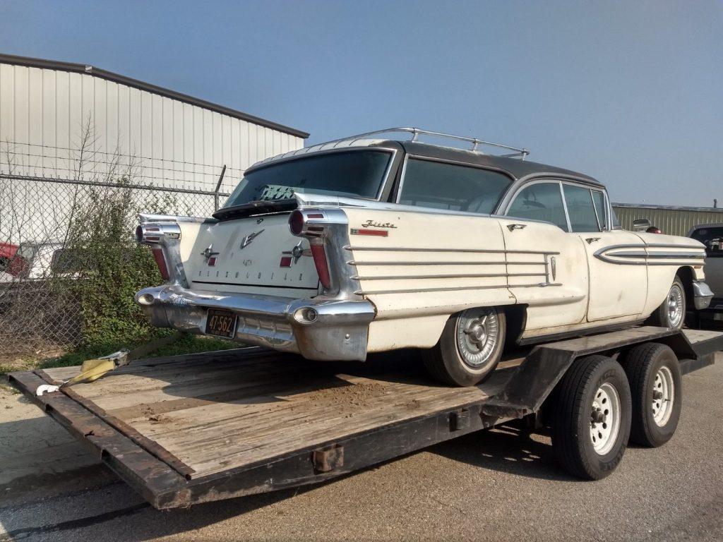 1958 Oldsmobile Super 88 Fiesta 4 Door Hardtop Wagon, Estate Barn Find