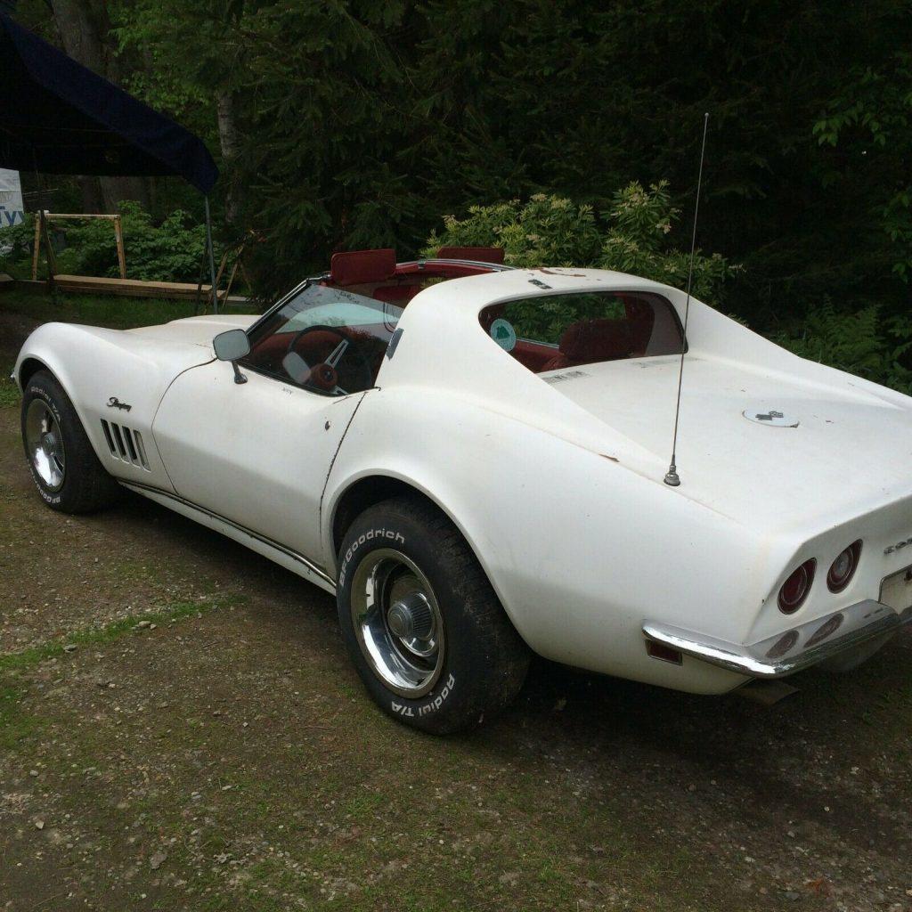 1969 Chevrolet Corvette Fully Loaded, Barn find Original with Matching numbers