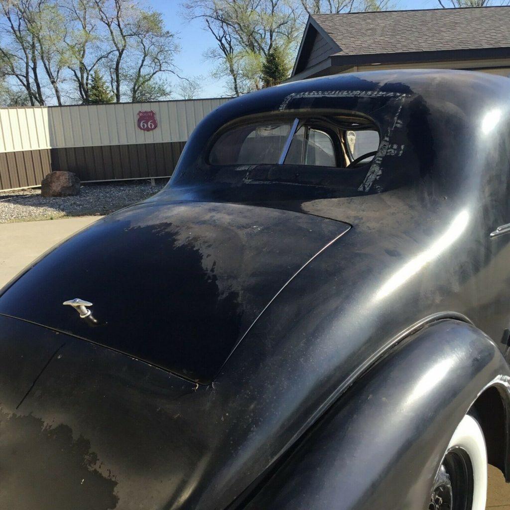 1935 Oldsmobile Coupe