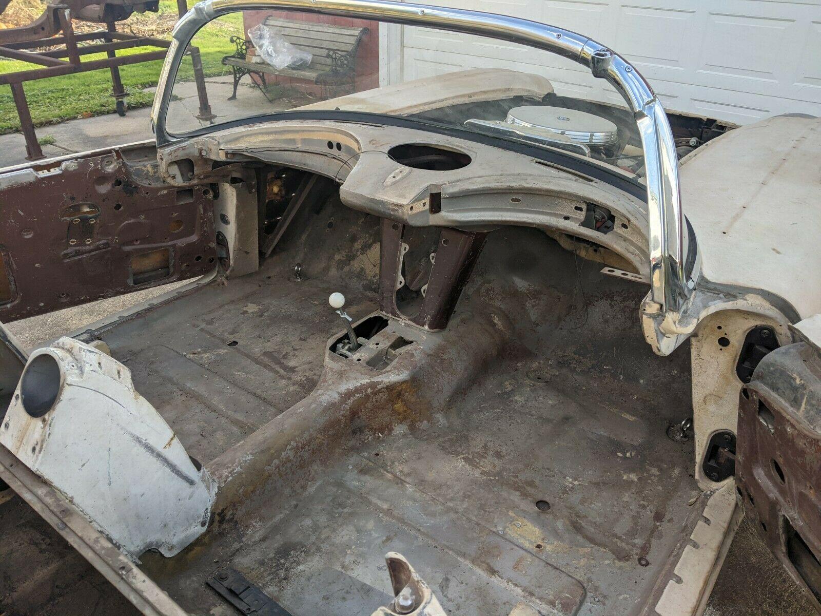 1961 Chevrolet Corvette Project Car Barn Find For Sale