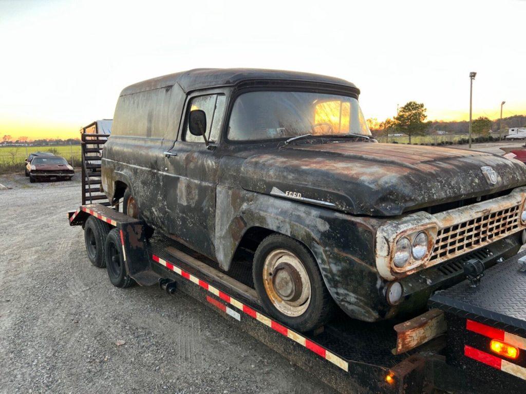 1958 Ford F-100 –