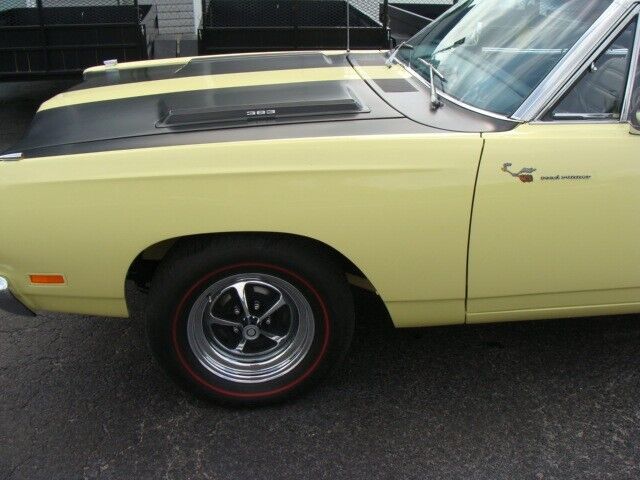 1969 Plymouth Road Runner 4 Speed