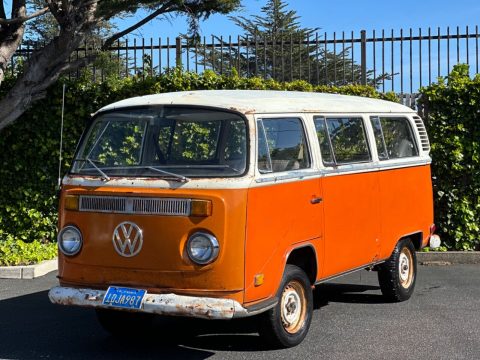1972 Volkswagen Bus/vanagon for sale