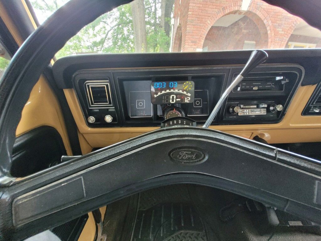 1975 Ford F100 Super Cab