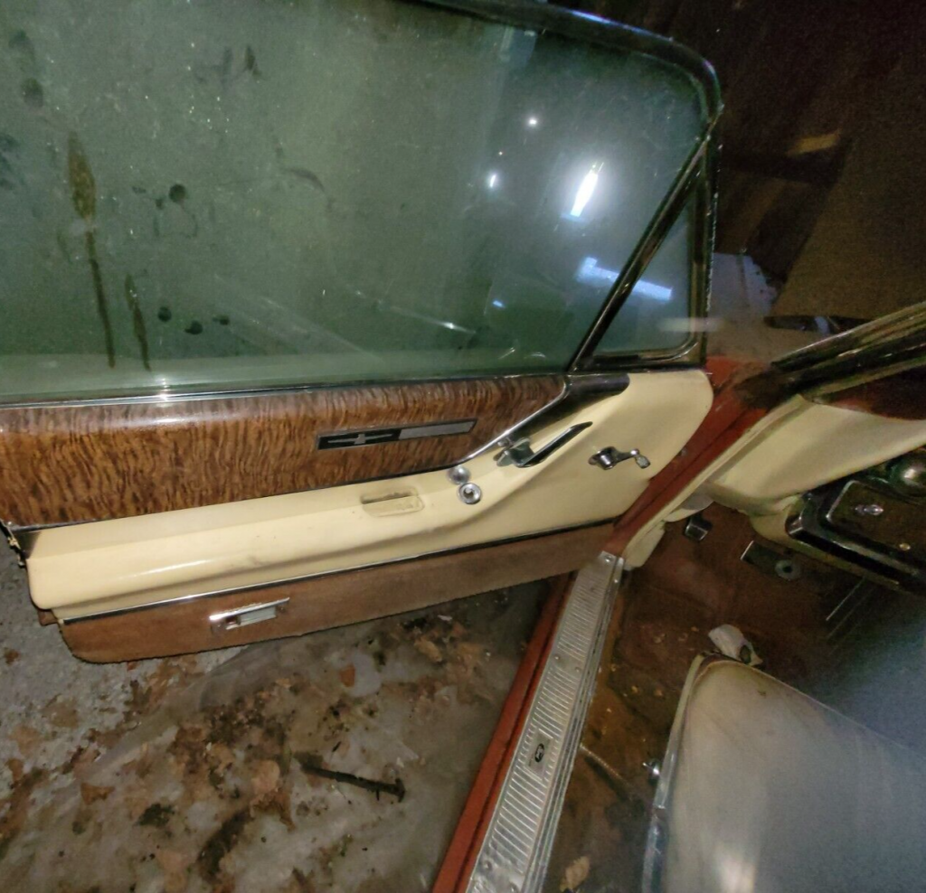 1965 Ford Thunderbird Convertible