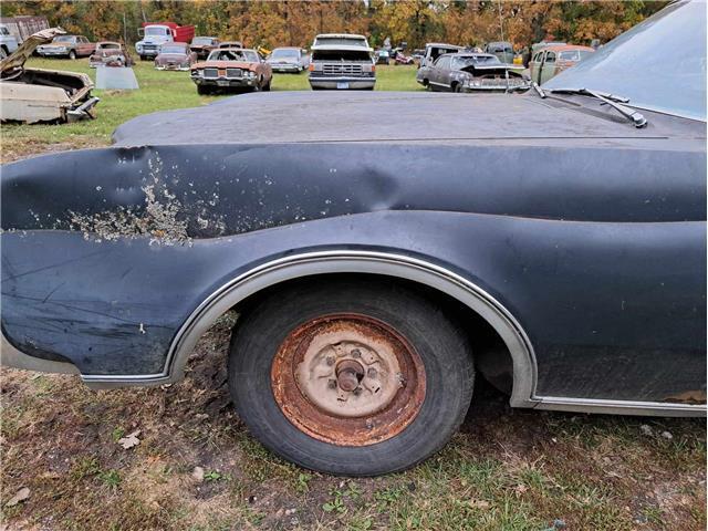 1967 Oldsmobile 4 Door Sedan