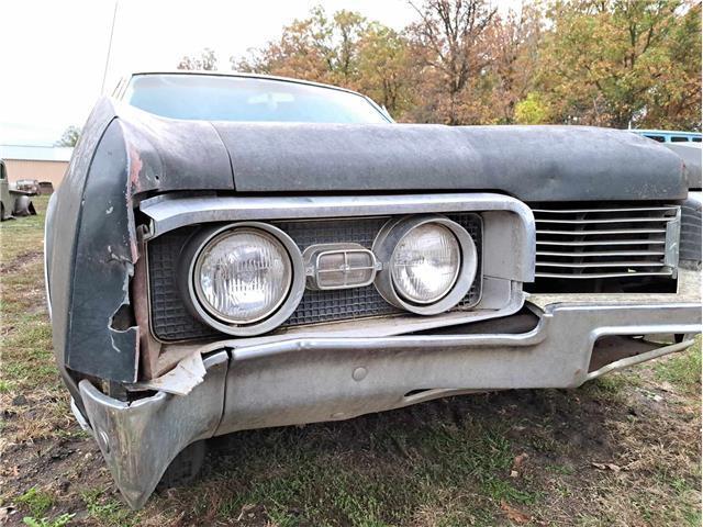 1967 Oldsmobile 4 Door Sedan