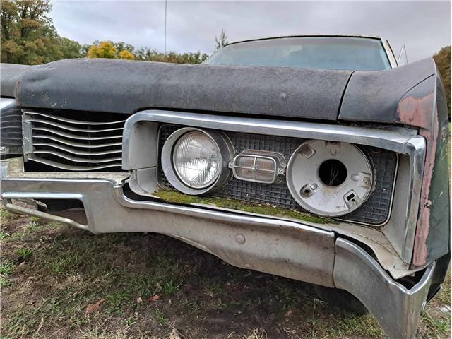 1967 Oldsmobile 4 Door Sedan