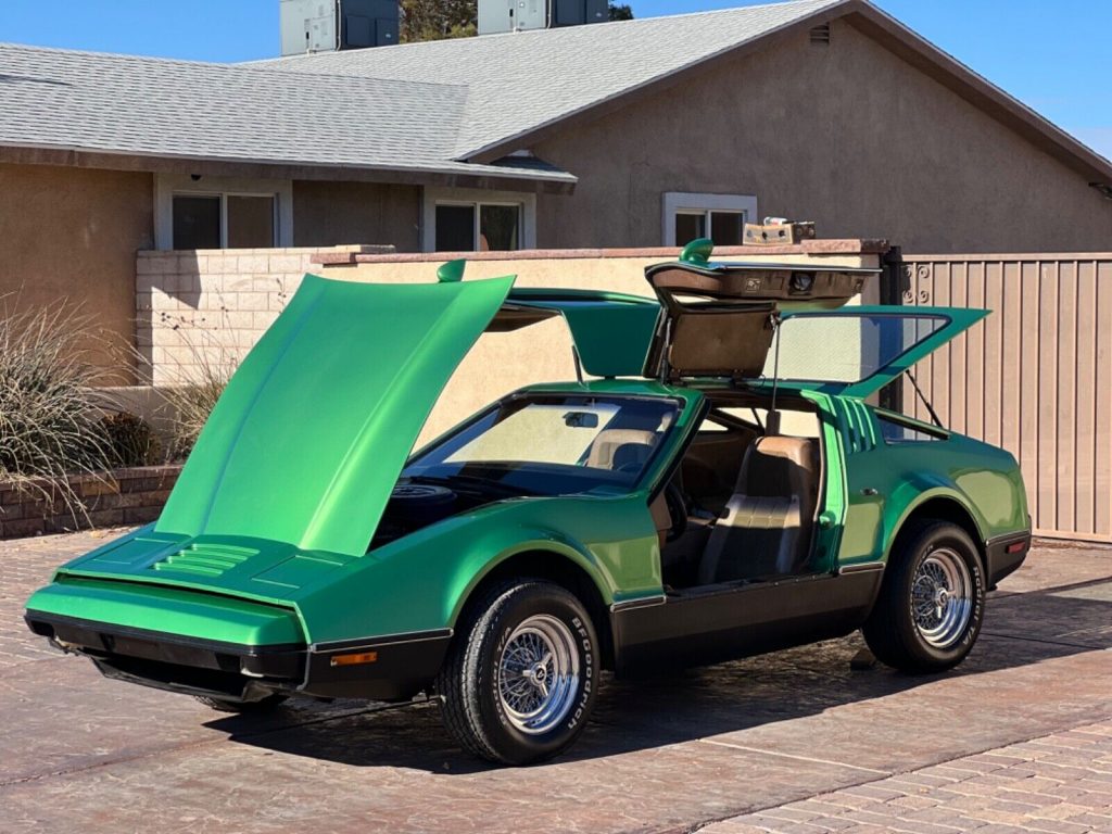 1975 Bricklin SV-1 Gullwing