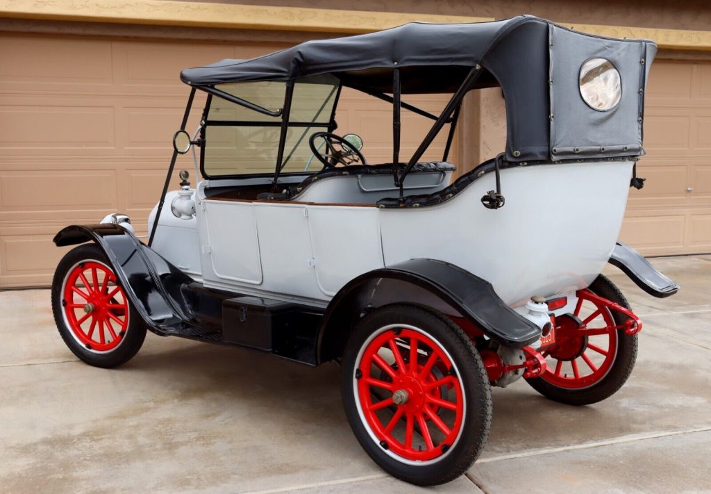1913 Studebaker Model 25 – Ford T Style nice as a Cadillac or Packard Barn Find