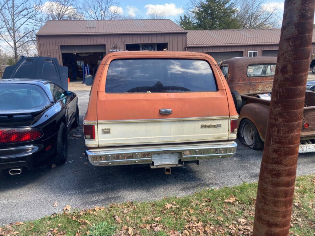 1977 Chevrolet Suburban