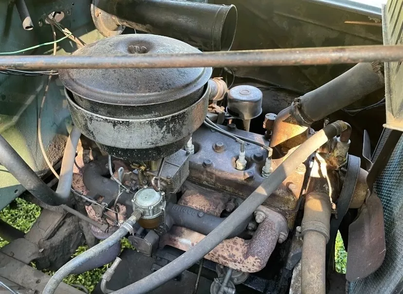 1949 Dodge B-1-D Flatbed 1-Ton Pilothouse Truck