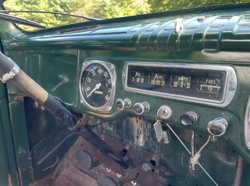 1949 Dodge B-1-D Flatbed 1-Ton Pilothouse Truck