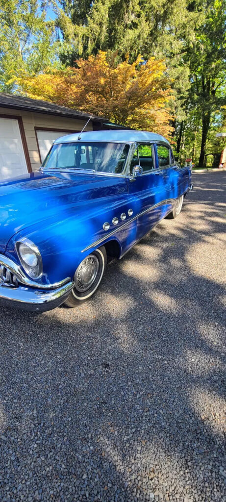 1953 Buick Roadmaster All trim is There, Attached and in Excellant Condition !