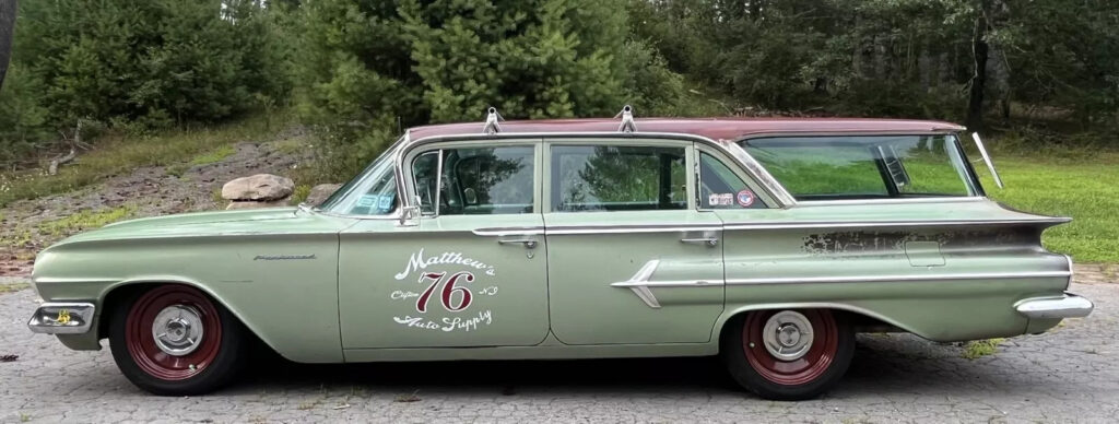 1960 Chevrolet Parkwood Impala Barnfind