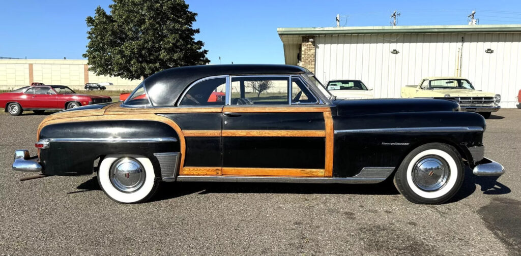 1950 Chrysler Newport Town & Country