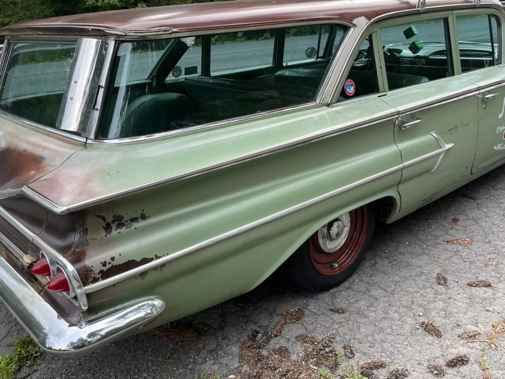 1960 Chevrolet Impala Parkwood fac 348