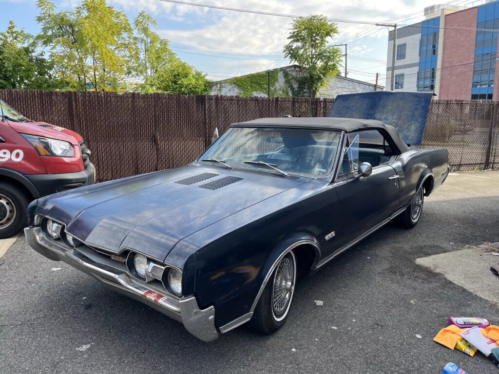 1967 Oldsmobile 442 442, 1 of 1100 barn find