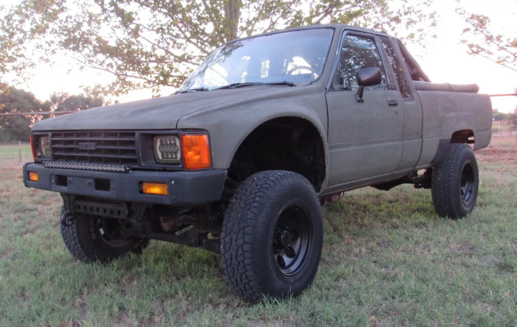 1986 Toyota Pickup Xtracab RN66 SR5