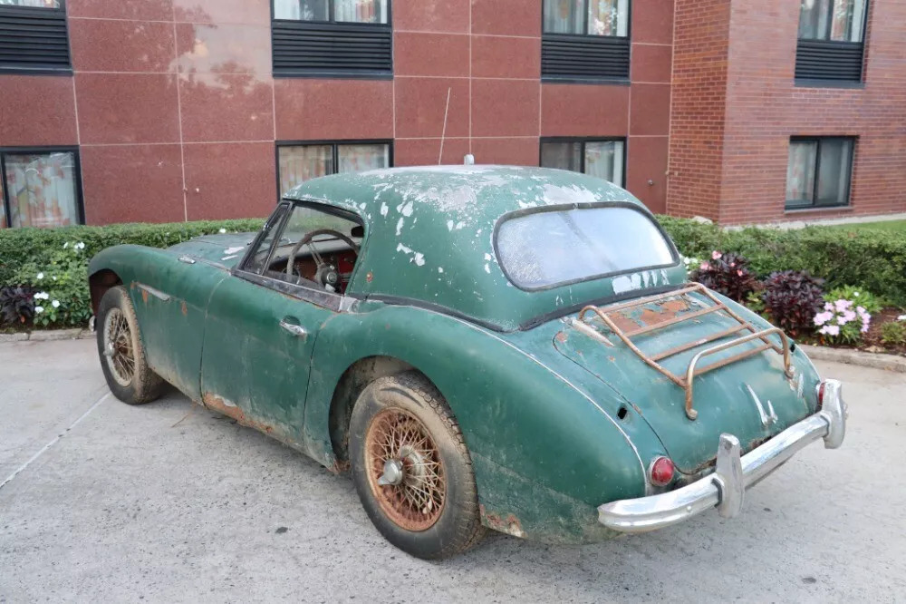 1965 Austin Healey 3000