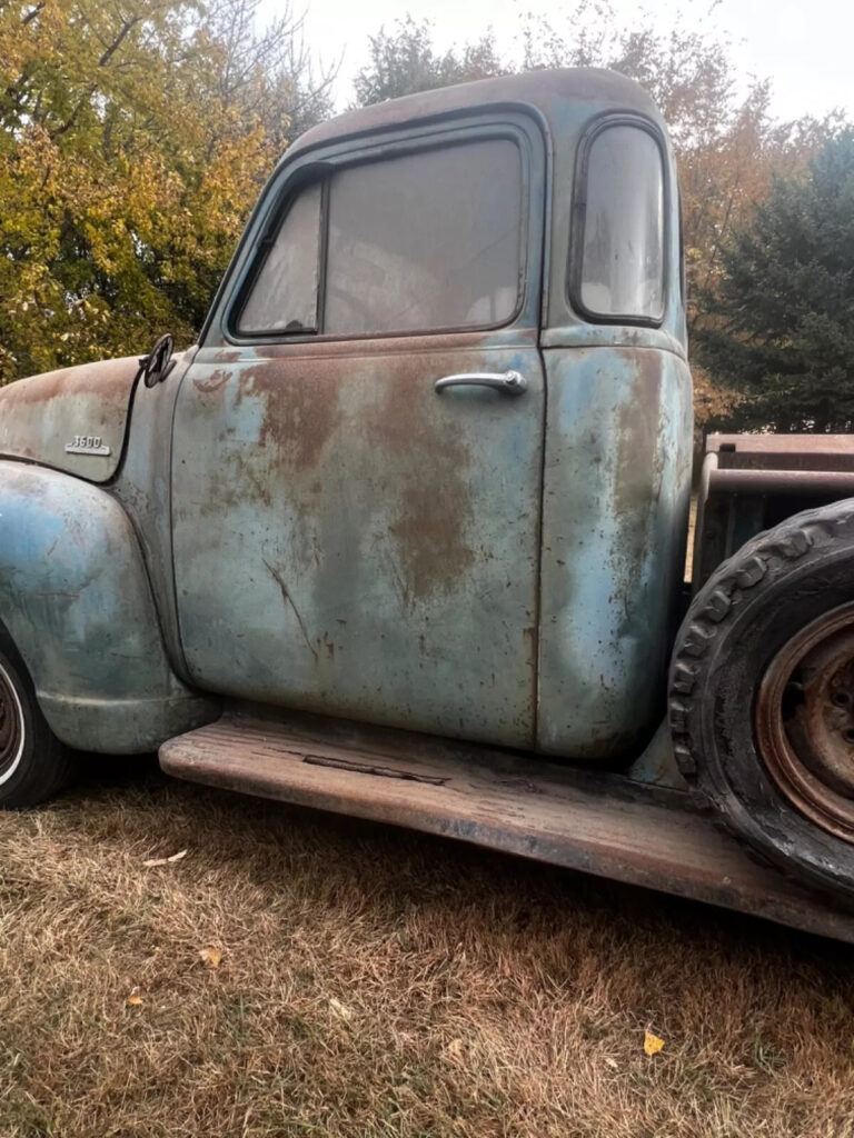 1953 Chevrolet Pickups