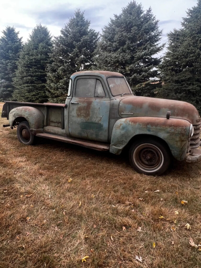 1953 Chevrolet Pickups