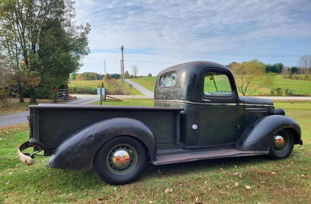 1939 Chevrolet Pickups