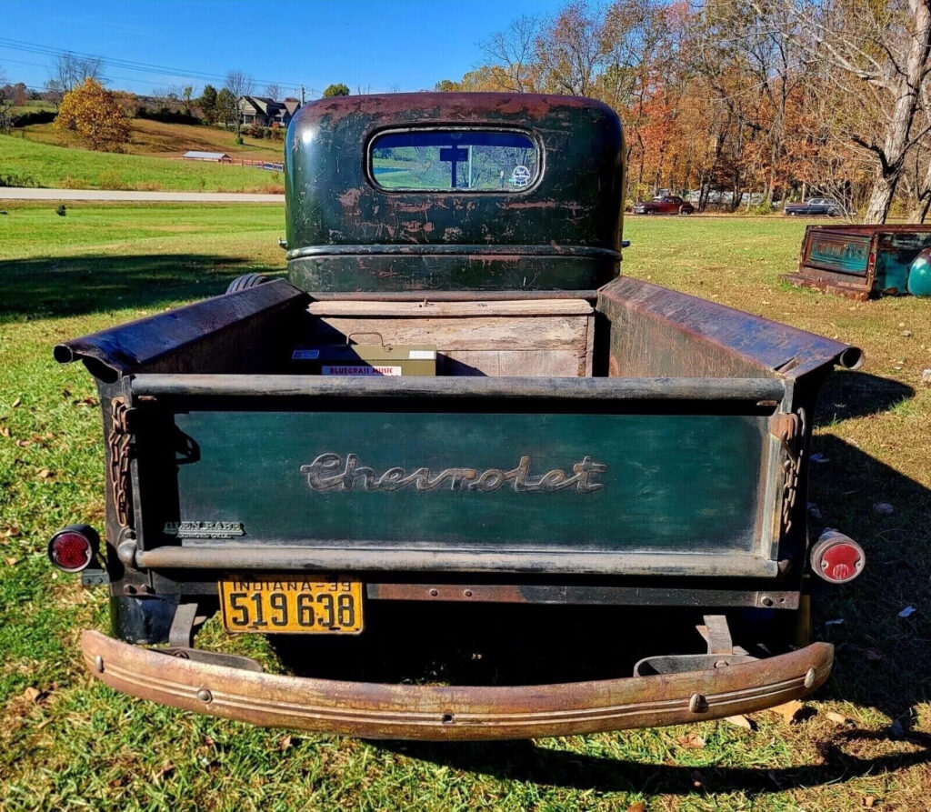 1939 Chevrolet Pickups