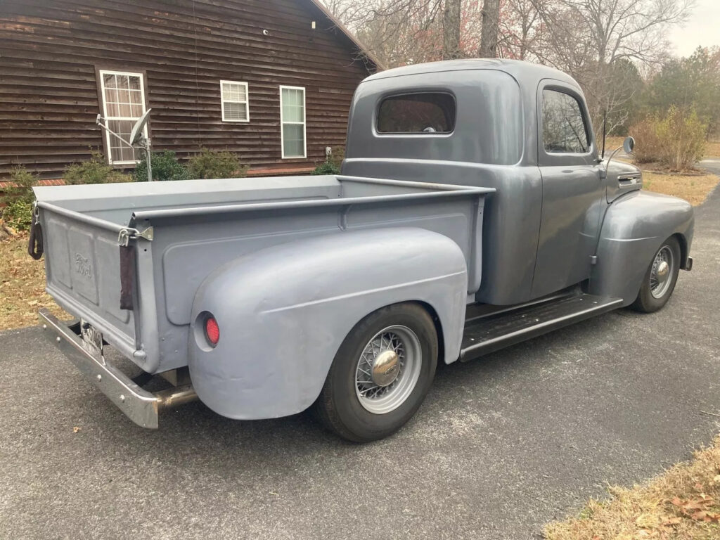 1949 Ford Pickups