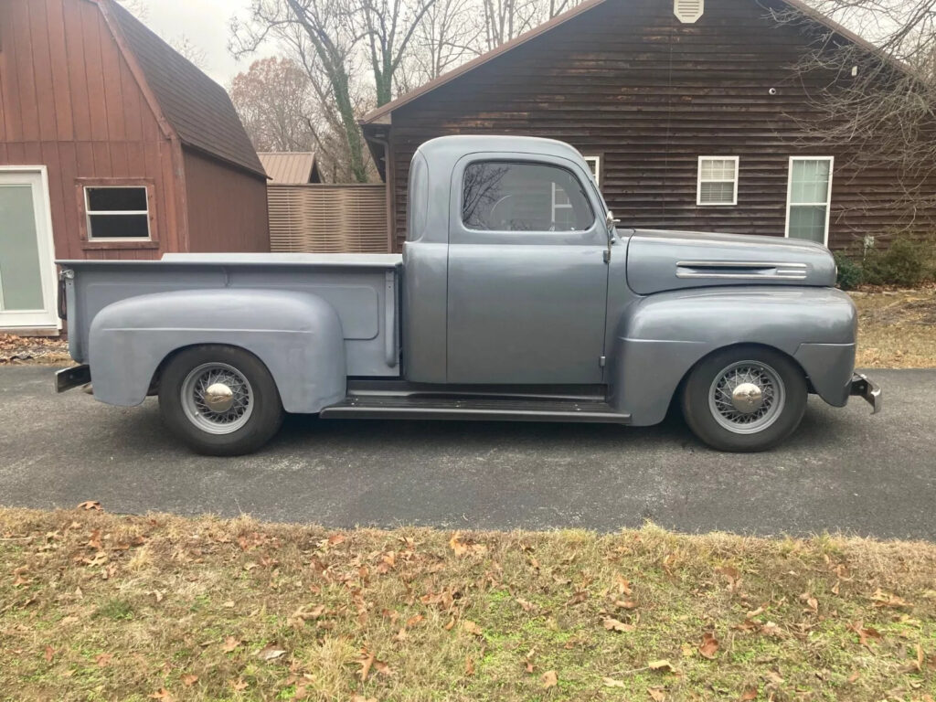 1949 Ford Pickups