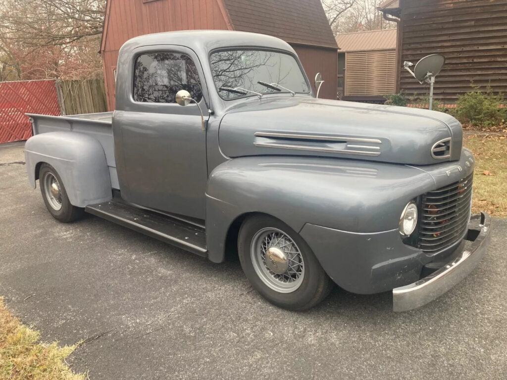 1949 Ford Pickups