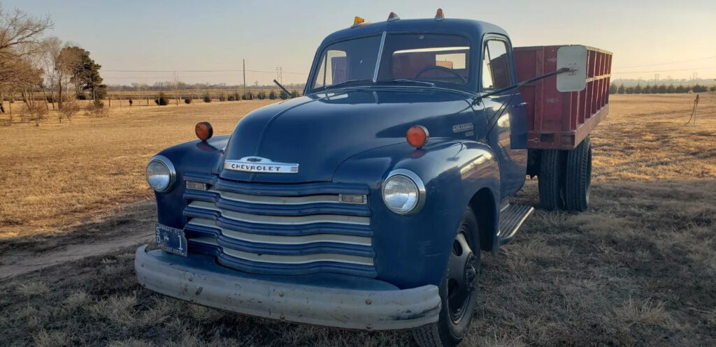 1951 Chevrolet Pickups