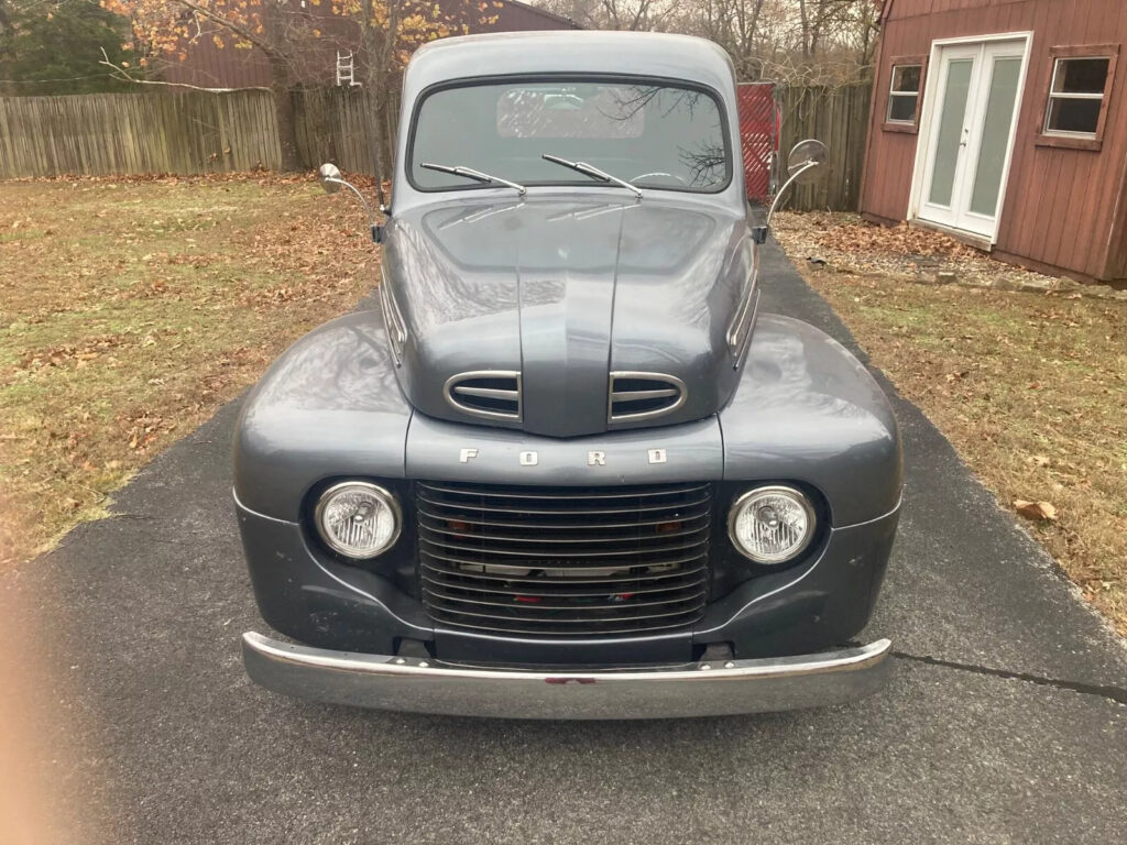 1949 Ford Pickups