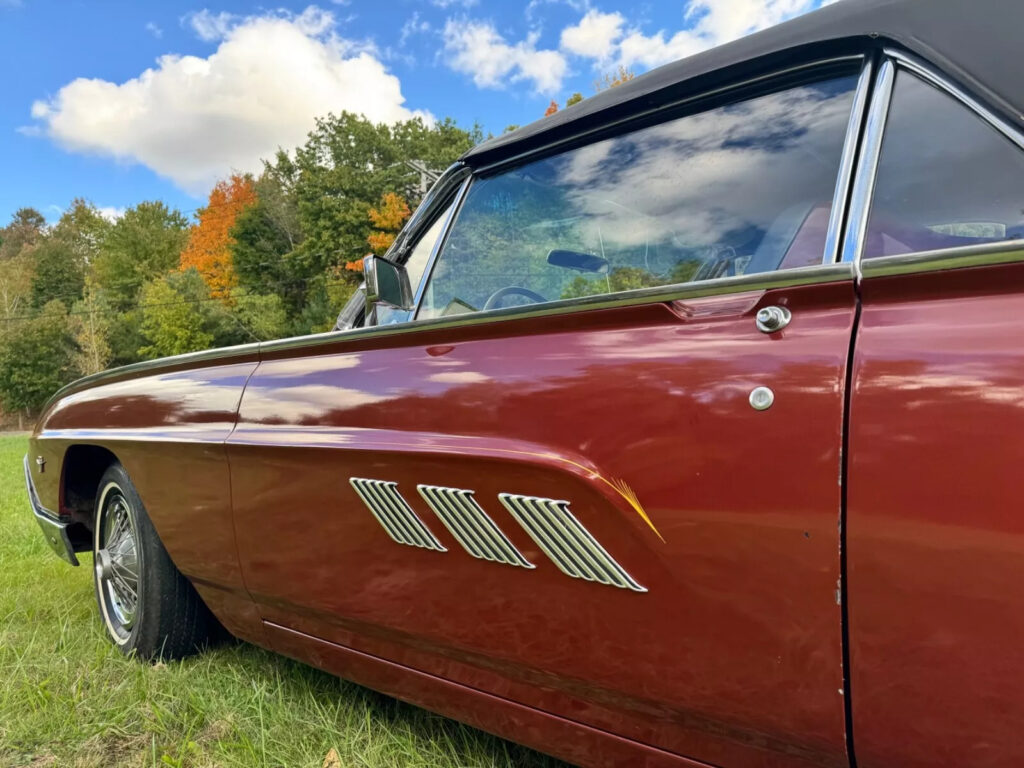 1963 Ford Thunderbird Sports Roadster