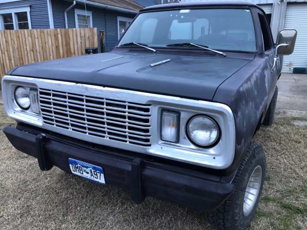 1977 Dodge Power Wagon