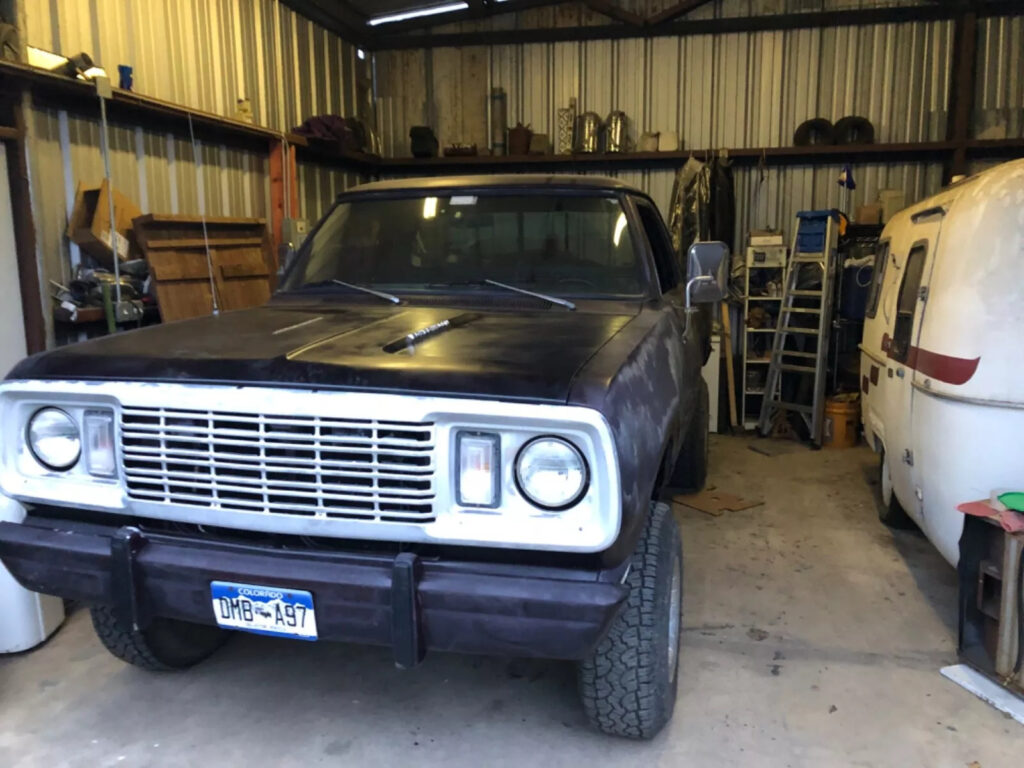 1977 Dodge Power Wagon