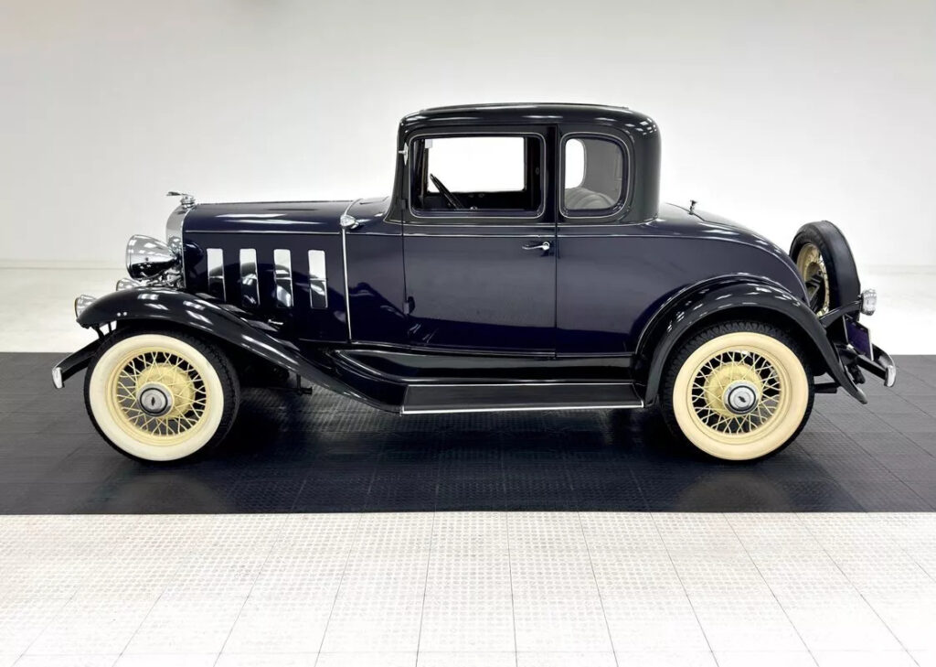 1932 Chevrolet Confederate 5 Window Coupe