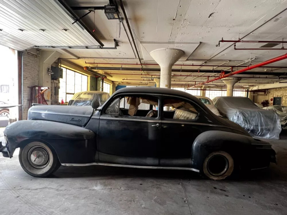 1947 Lincoln Zephyr Coupe