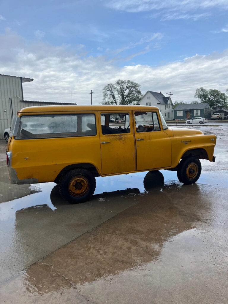 1960 International Harvester Travelall 120