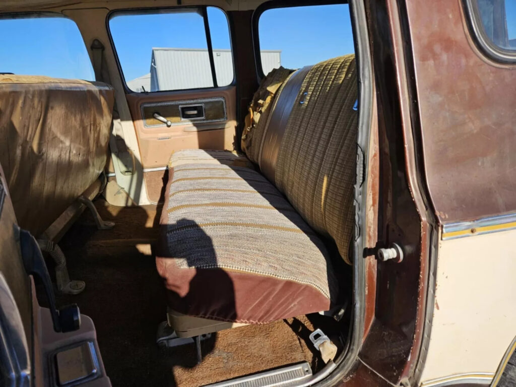 1977 Chevrolet Suburban