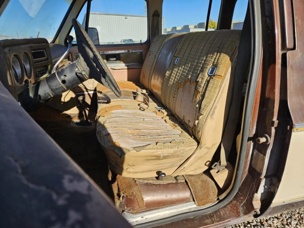 1977 Chevrolet Suburban